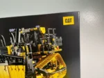 LEGO TECHNIC: App-Controlled Cat D11 Bulldozer (42131) - Image 11